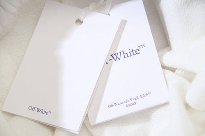 OFF-WHITE Brush Arrows Raw-Cut Shorts