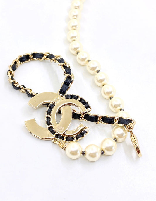 18K  Chanel Leather Pearls Necklace