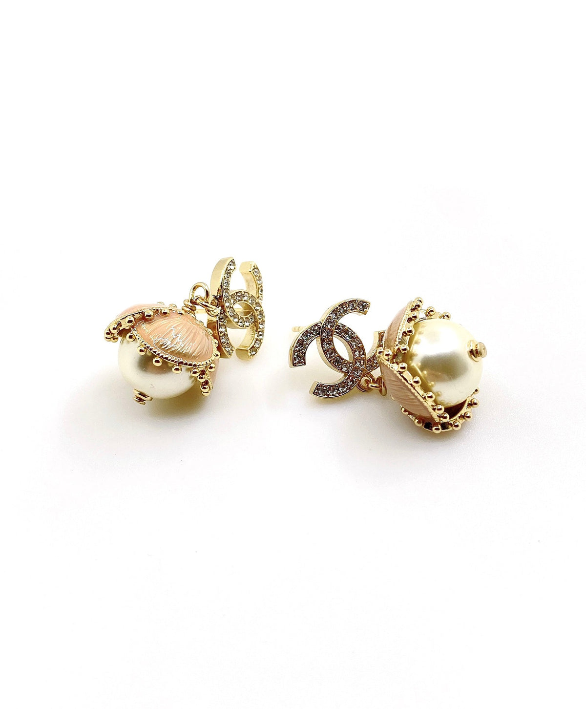 18K  Chanel Flowers Earrings