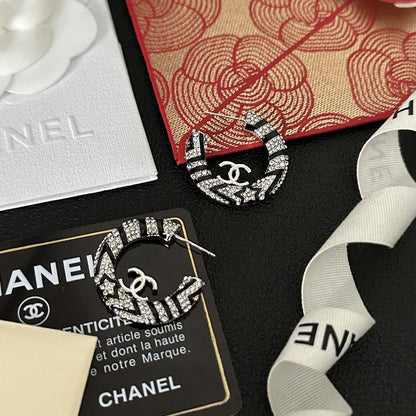 18K  Chanel Black Diamonds Earrings